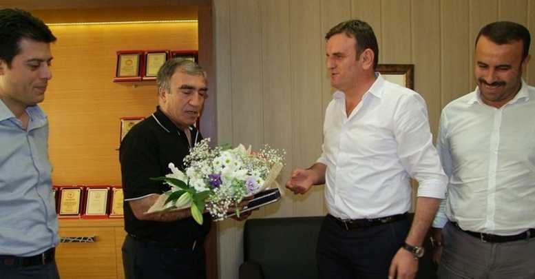 “Büyükşehir Yasası lakayıt”