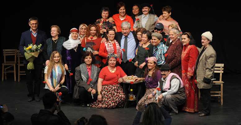 ‘Kadınlar Edebiyatla Buluşuyor’ sahnede
