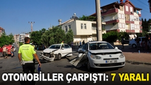 Manavgat'ta otomobiller çarpıştı: 7 yaralı