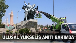 Ulusal Yükseliş Anıtı bakımda