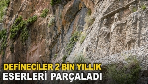 Defineciler 2 bin yıllık eserleri parçaladı