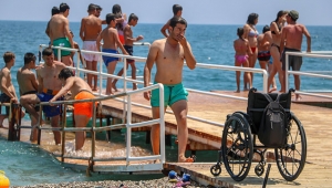 Engelli plajı işgal altında