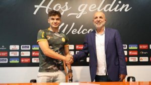 Alanyaspor, Ahmet Gülay'ı açıkladı