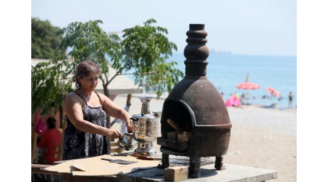 Antalya'da piknik alanları doldu