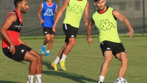 Antalyaspor, kampta kuvvet depoluyor