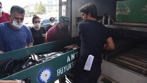 CENAZEYİ GÖZYAŞLARIYLA ALDILAR
