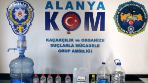 Alanya'da kaçak ve sahte içki operasyonu