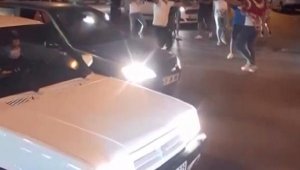 Antalya'da yasağa rağmen müzikli asker eğlencesi