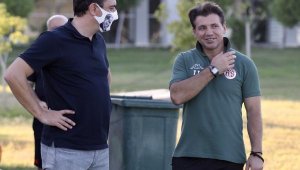 Antalyaspor'da Tamer Tuna, 4 oyuncudan vazgeçmedi