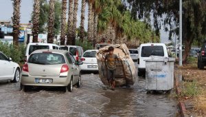 Çocuk işçinin kendinden büyük yükü