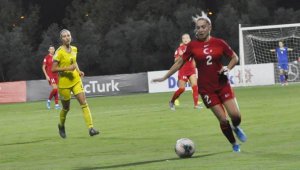 Kadın A milli futbol takımı, Kosova'yla golsüz berabere kaldı