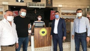 MHP'li Kara'dan esnafa teşekkür ziyareti