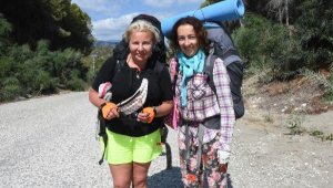 Ukraynalı Olga ve Marina, 5'inci kez Likya Yolu'nda yürümeye geldi