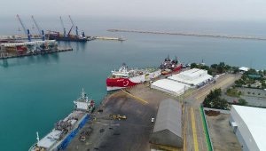 'Oruç Reis' Antalya Limanı'nda lar