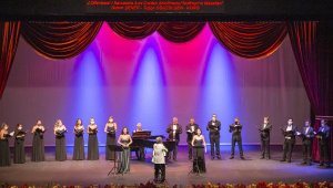 'Seslerin Büyüsü' opera sahnesinde