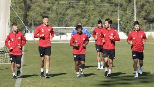 Antalyaspor galibiyet hasretine son vermek istiyor