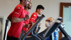 Antalyasporlu futbolcular laktat testinden geçti