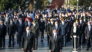 Atatürk saygıyla anıldı