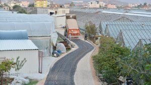 Demre'de kış öncesi asfalt seferberliği