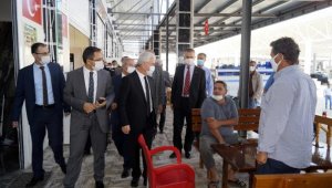 Finike Toptancı Hali'nde sezon açıldı