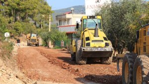 Kumluca Beykonak yolunda asfalt hazırlığı