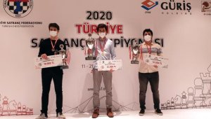Satrançta Türkiye'nin büyük ustası Vahap Şanal oldu