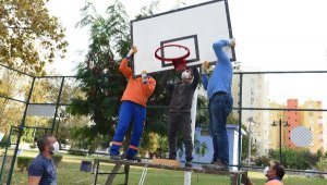 Spor sahalarında bakım çalışması