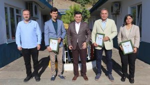 Tütüncü, başarılı personelini ödüllendirdi