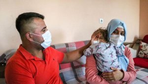 2 yaşındaki Gülsüm Hira'nın akciğer nakli olması gerekiyor