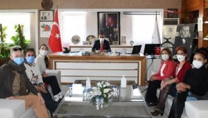 A Platformu'ndan Başkan Topaloğlu'na ziyaret