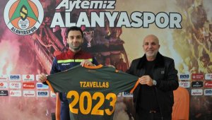 Aytemiz Alanyaspor, Tzavellas ile 2 yıl sözleşme uzattı