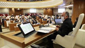 Başkan Böcek'ten Büyükşehir Meclisi'ne selam