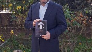 Cantürk'ten yeni kitap