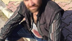 Çiçek ve cevşen satıcılarının 'mıntıka' kavgası: 2 yaralı