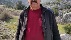 Kaçak avladıkları yaban keçisinin derisini yüzüp, not bırakarak ipe astılar