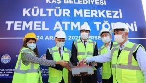 Kaş Kültür Merkezi'nin temeli atıldı