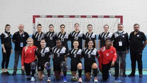 Mavi Kelebekler Mudanya'da kupa peşinde