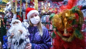 Noel Baba'nın şapkası 15, sakalı 40 lira