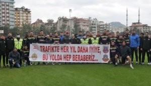 Öğrencilere trafik kurallarının önemini anlattılar