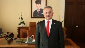 Vali Yazıcı'dan yılbaşı için Antalya'ya geleceklere: Dinlenmeye buyursunlar