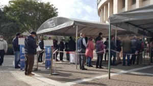 Yapılandırmalı koronavirüs kuyruğu