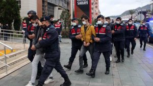 'Dalgakıran' uyuşturucu operasyonunda yakalanan 20 şüpheli daha adliyede