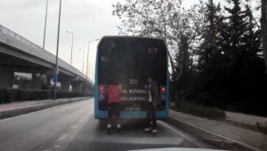 Antalya'da patenli gençlerin tehlikeli yolculuğu