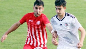 Antalyaspor 2 genç oyuncusunu kiraladı