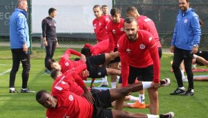 Antalyaspor, kupada çeyrek finali hedefliyor