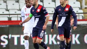 Antalyaspor'da Ersan Adem Gülüm bekleneni veremedi