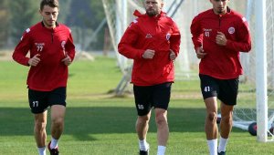 Antalyaspor'da, Karagümrük maçı öncesi 7 sakat, 1 cezalı