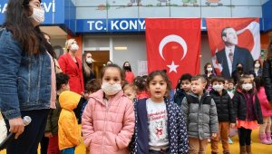Başkan Esen bayrak töreni coşkusuna ortak oldu