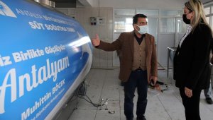 Büyükşehir'den Manavgat süt üreticilerine süt tankı desteği
