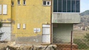 İzole yaşam için Akseki'ye gelen anne ve oğlu, sobadan zehirlenip öldü